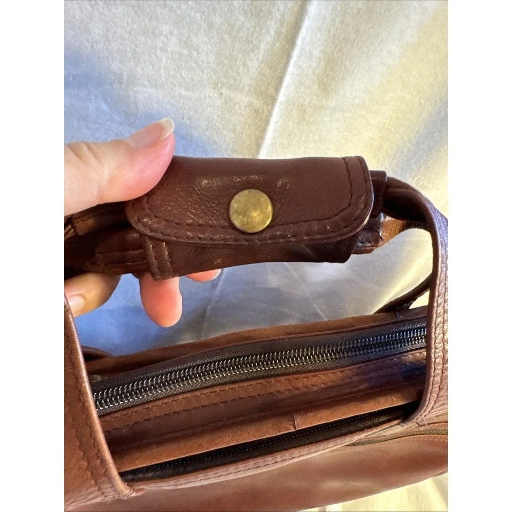 Vintage TUMI Brown Leather 17